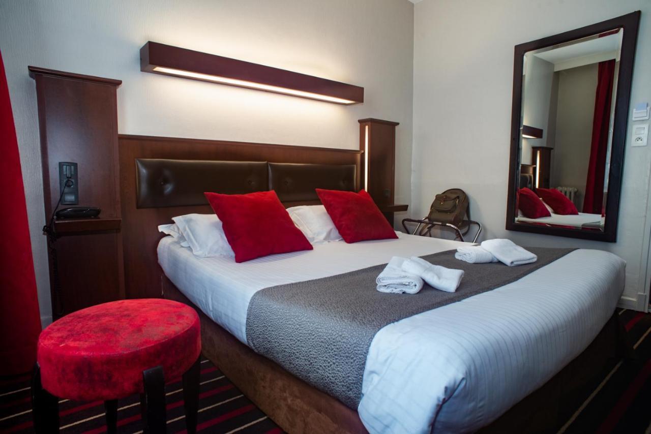 Hotel De L'univers 3*