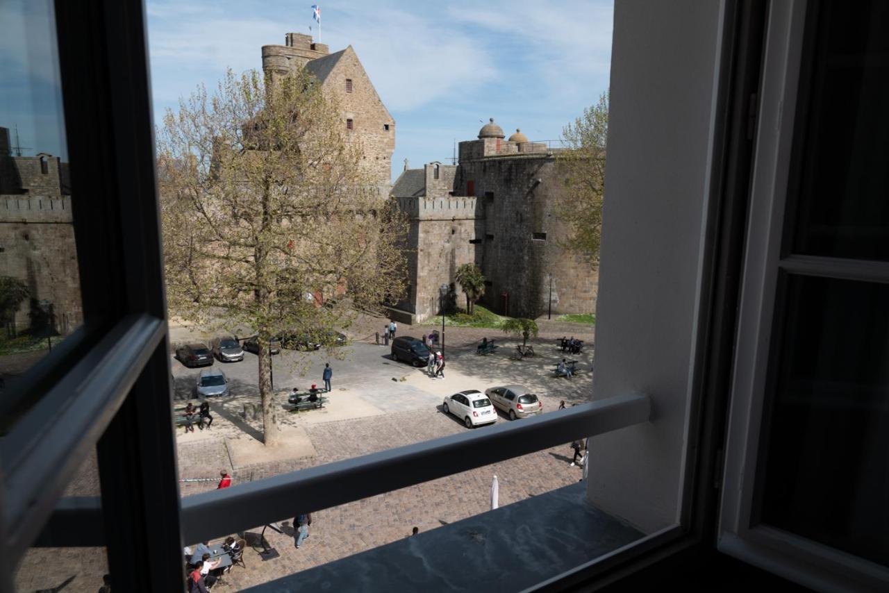 Hotel De L'univers 3*